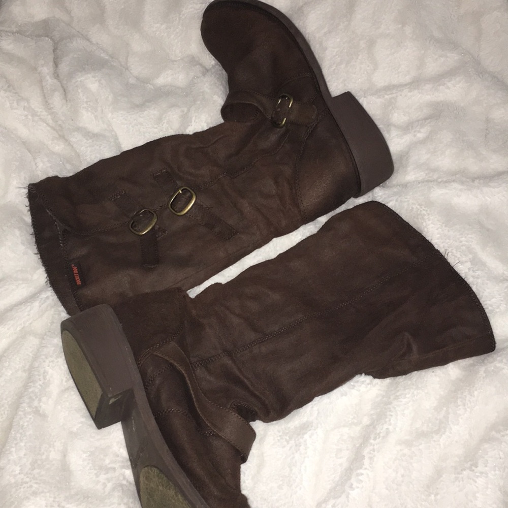 Boots - Picture 2 of 2